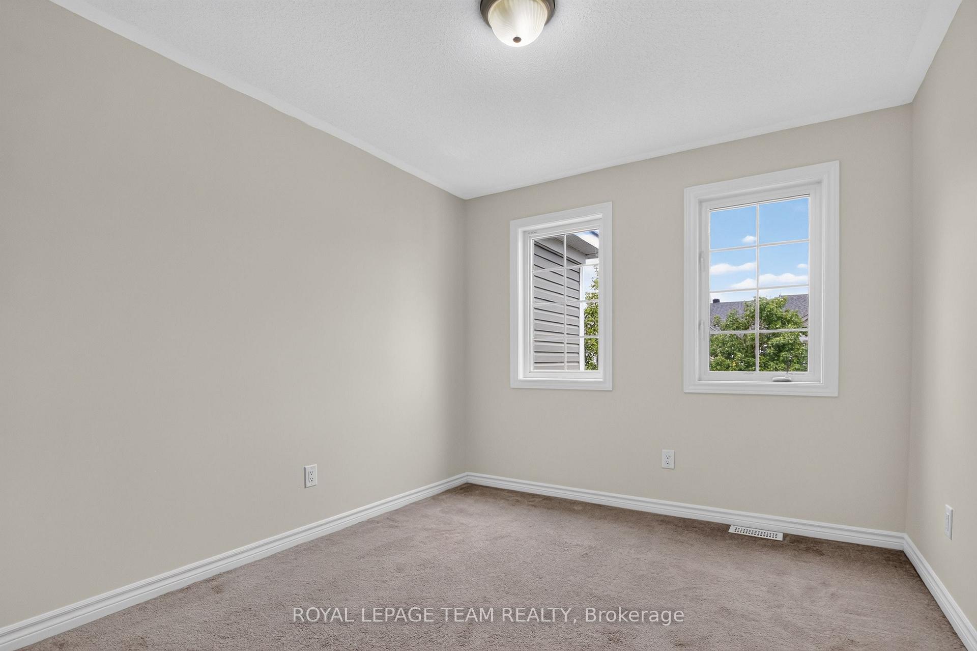 Photo 37 of 217 Conifer Creek Circle, Ottawa, Kanata - Emerald Meadows/Trailwest — HOMEH