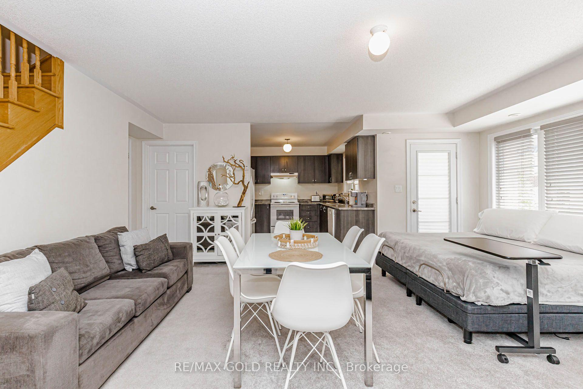 Photo 7 of Unit # 40, 200 Veterans Drive, Brampton, Northwest Brampton — HOMEH