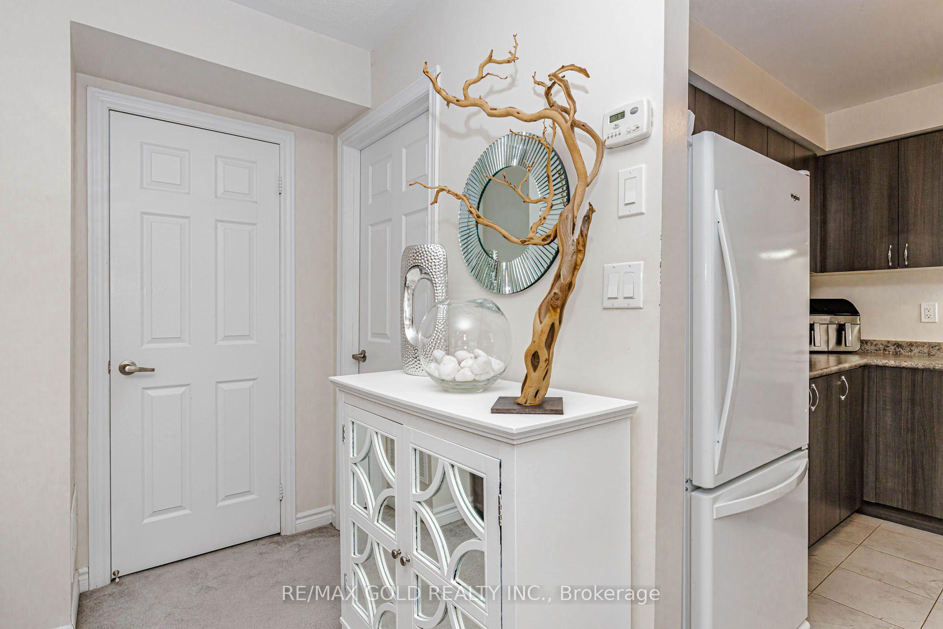 Photo 10 of Unit # 40, 200 Veterans Drive, Brampton, Northwest Brampton — HOMEH