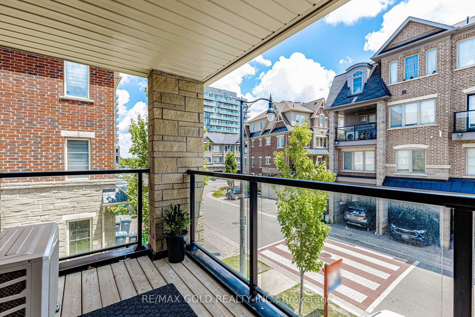 Photo 19 of Unit # 40, 200 Veterans Drive, Brampton, Northwest Brampton — HOMEH