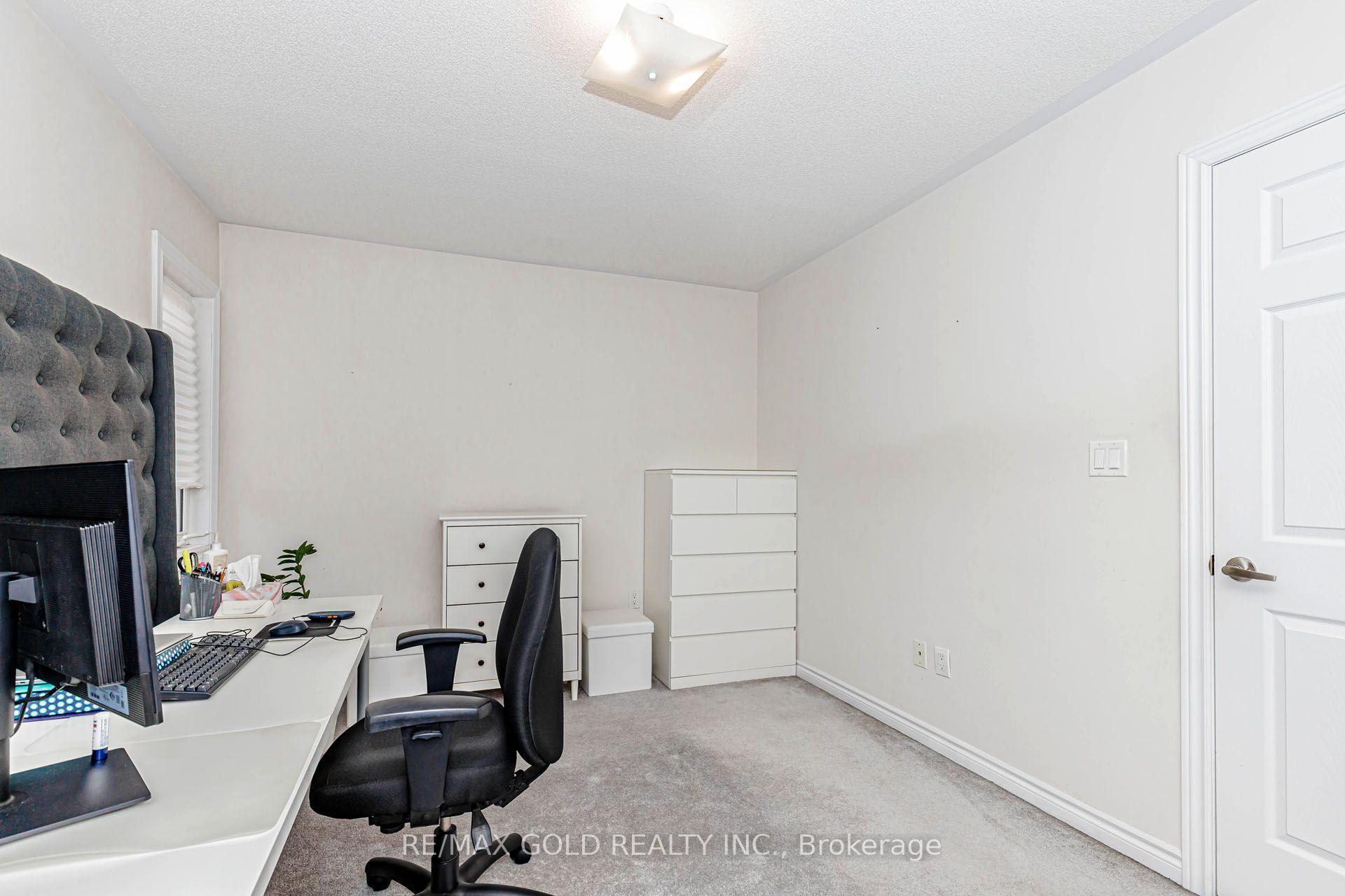 Photo 24 of Unit # 40, 200 Veterans Drive, Brampton, Northwest Brampton — HOMEH