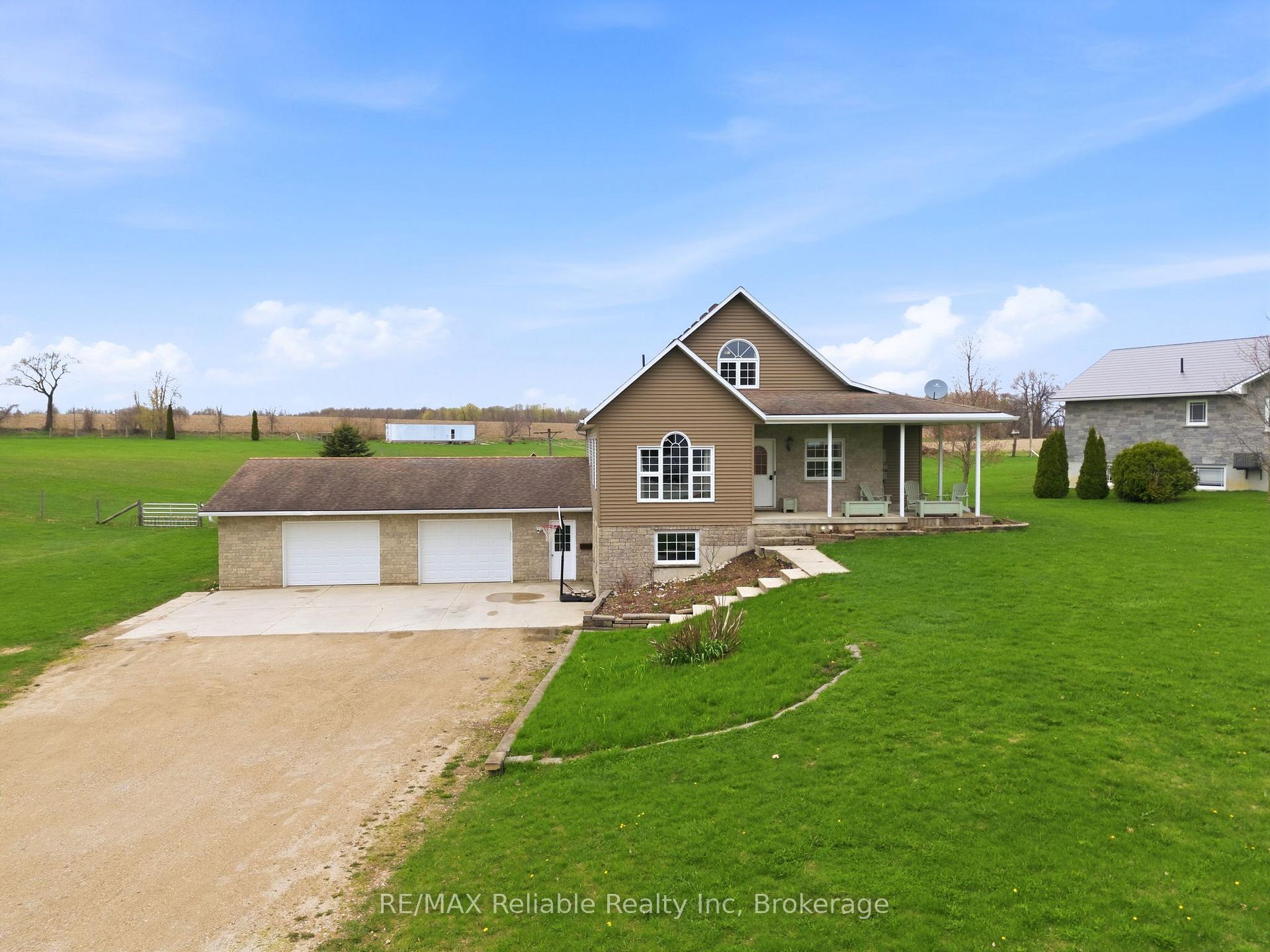 Photo 4 of 69 Queen Street, Morris Turnberry, Bluevale — HOMEH