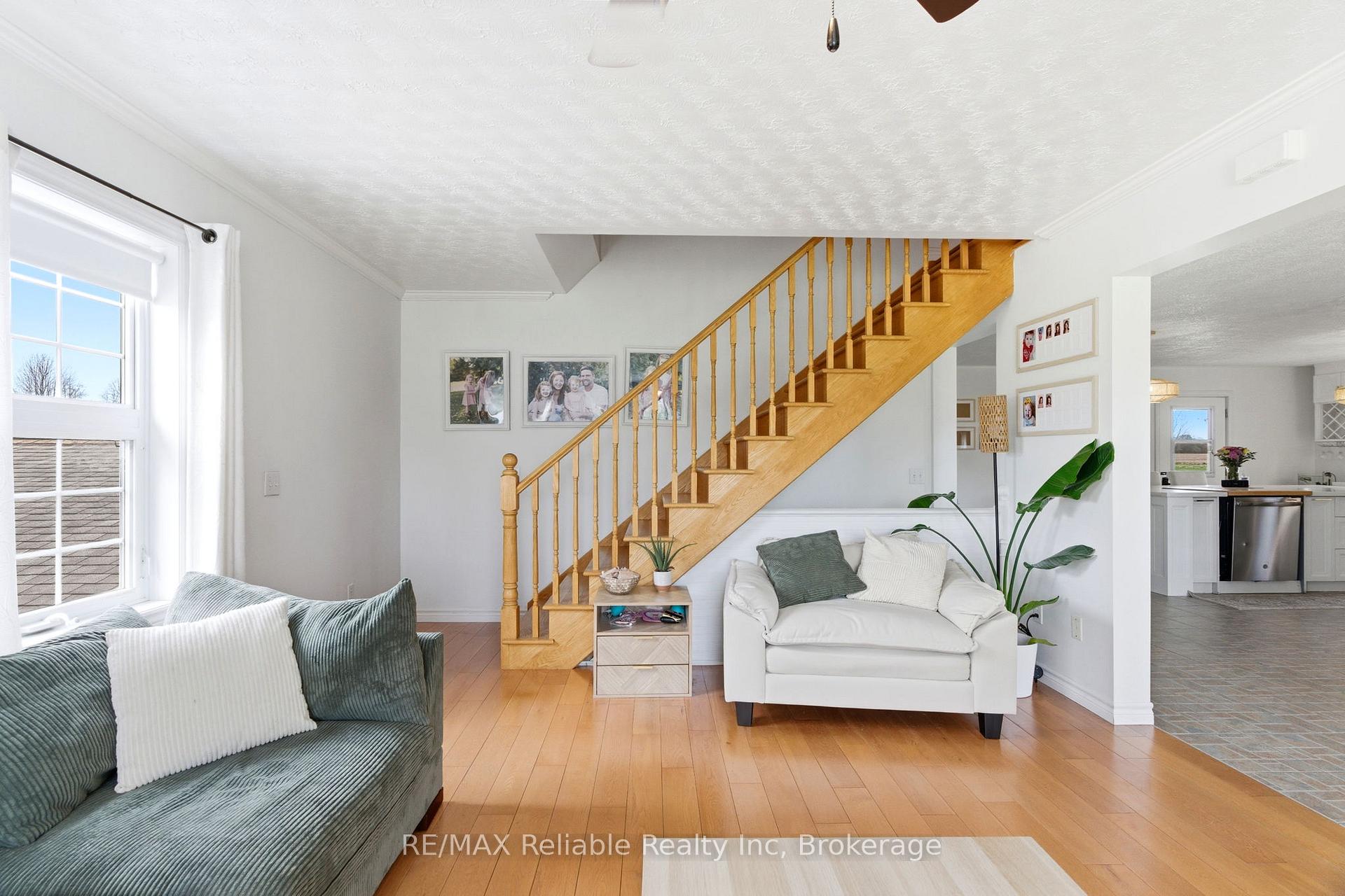 Photo 22 of 69 Queen Street, Morris Turnberry, Bluevale — HOMEH