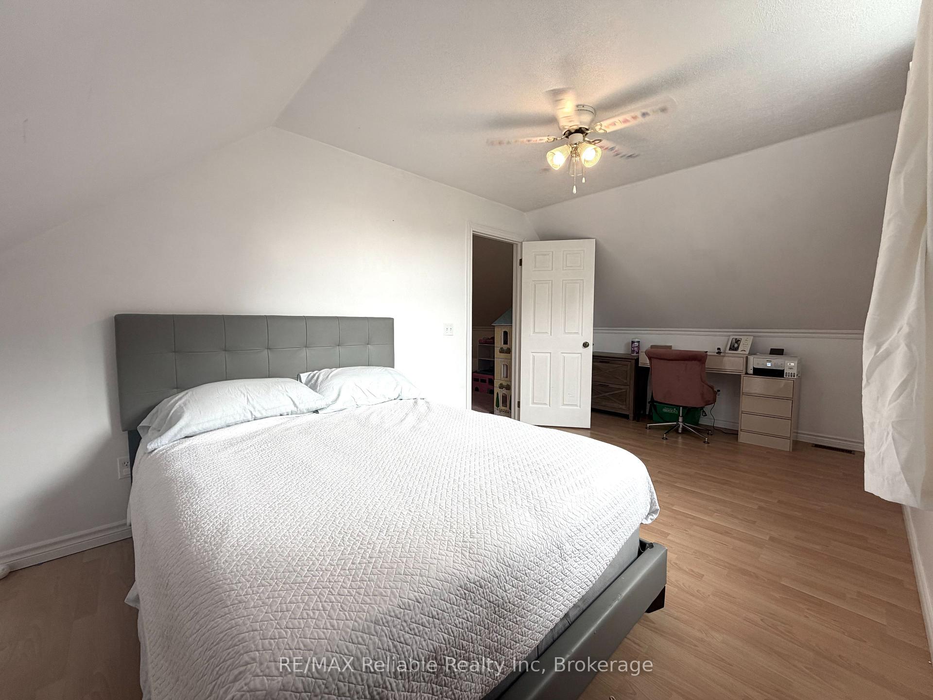 Photo 29 of 69 Queen Street, Morris Turnberry, Bluevale — HOMEH
