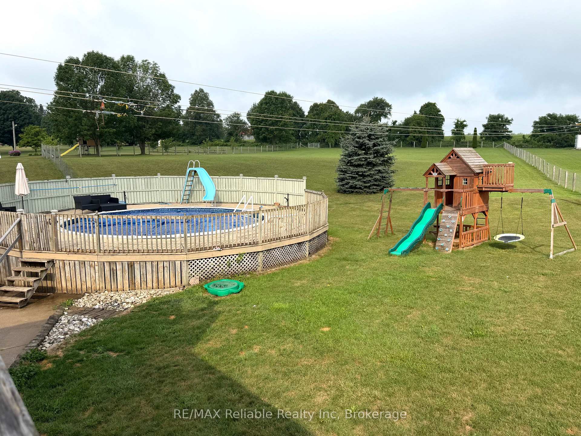 Photo 45 of 69 Queen Street, Morris Turnberry, Bluevale — HOMEH