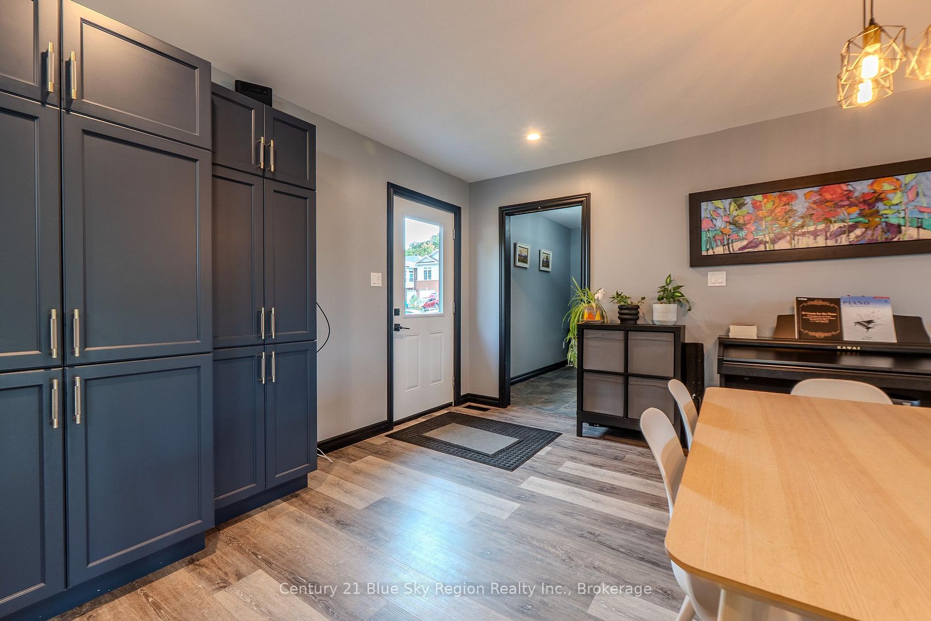 Photo 14 of 39 Tupper Drive, North Bay, Airport — HOMEH