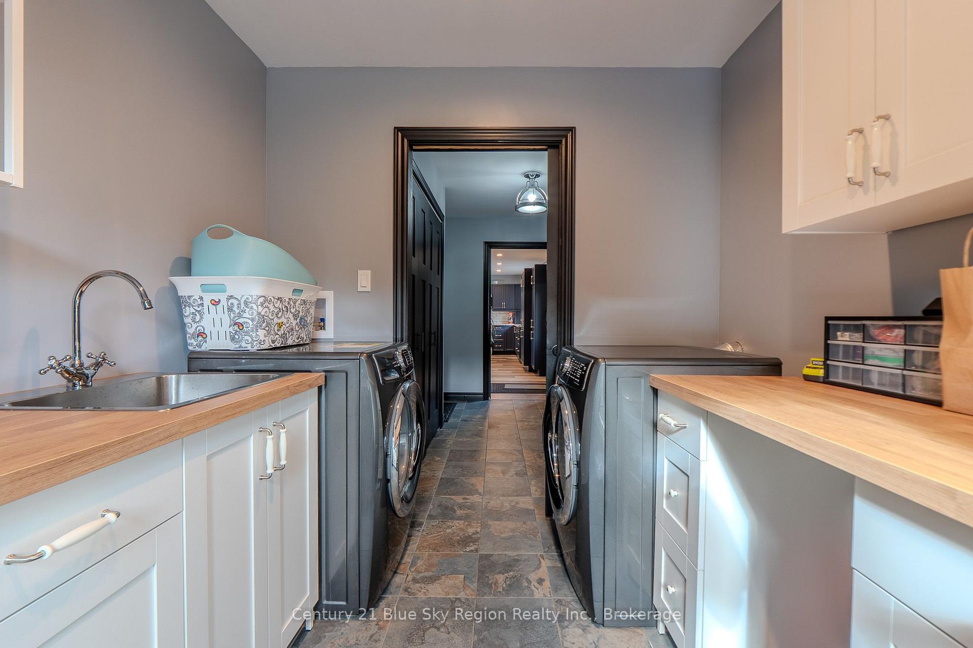 Photo 16 of 39 Tupper Drive, North Bay, Airport — HOMEH