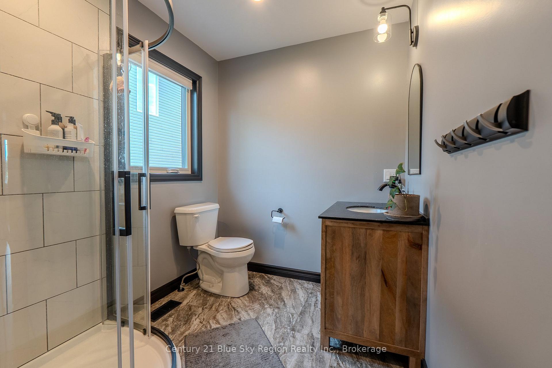 Photo 23 of 39 Tupper Drive, North Bay, Airport — HOMEH