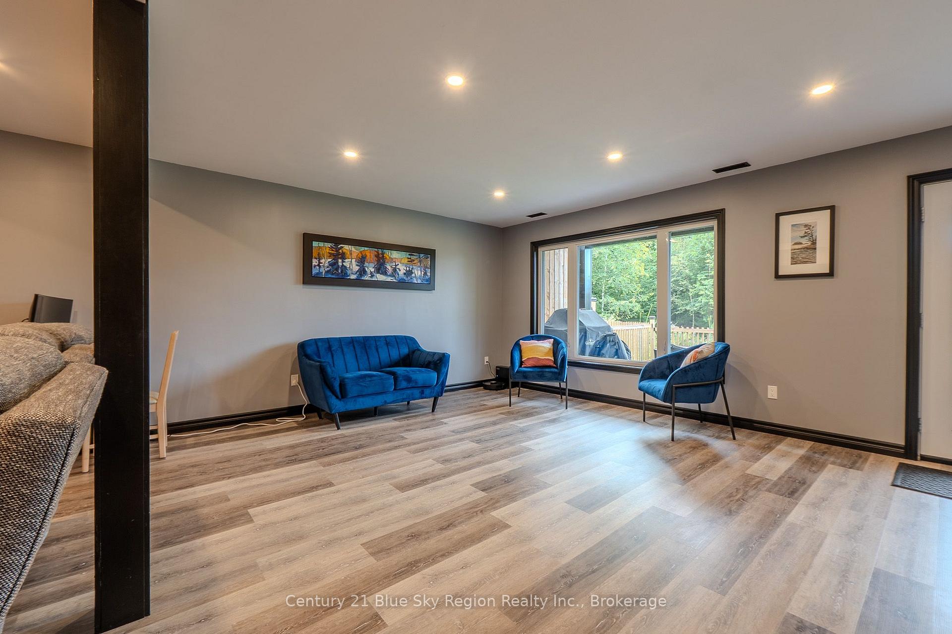 Photo 27 of 39 Tupper Drive, North Bay, Airport — HOMEH