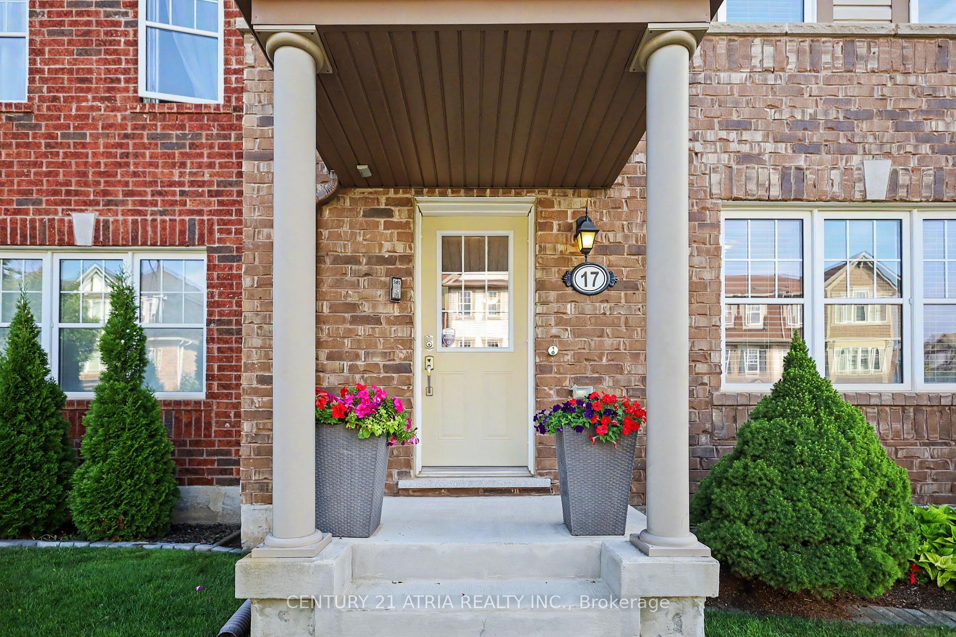 Photo 3 of 17 Crossbill Road, Brampton, Northwest Brampton — HOMEH