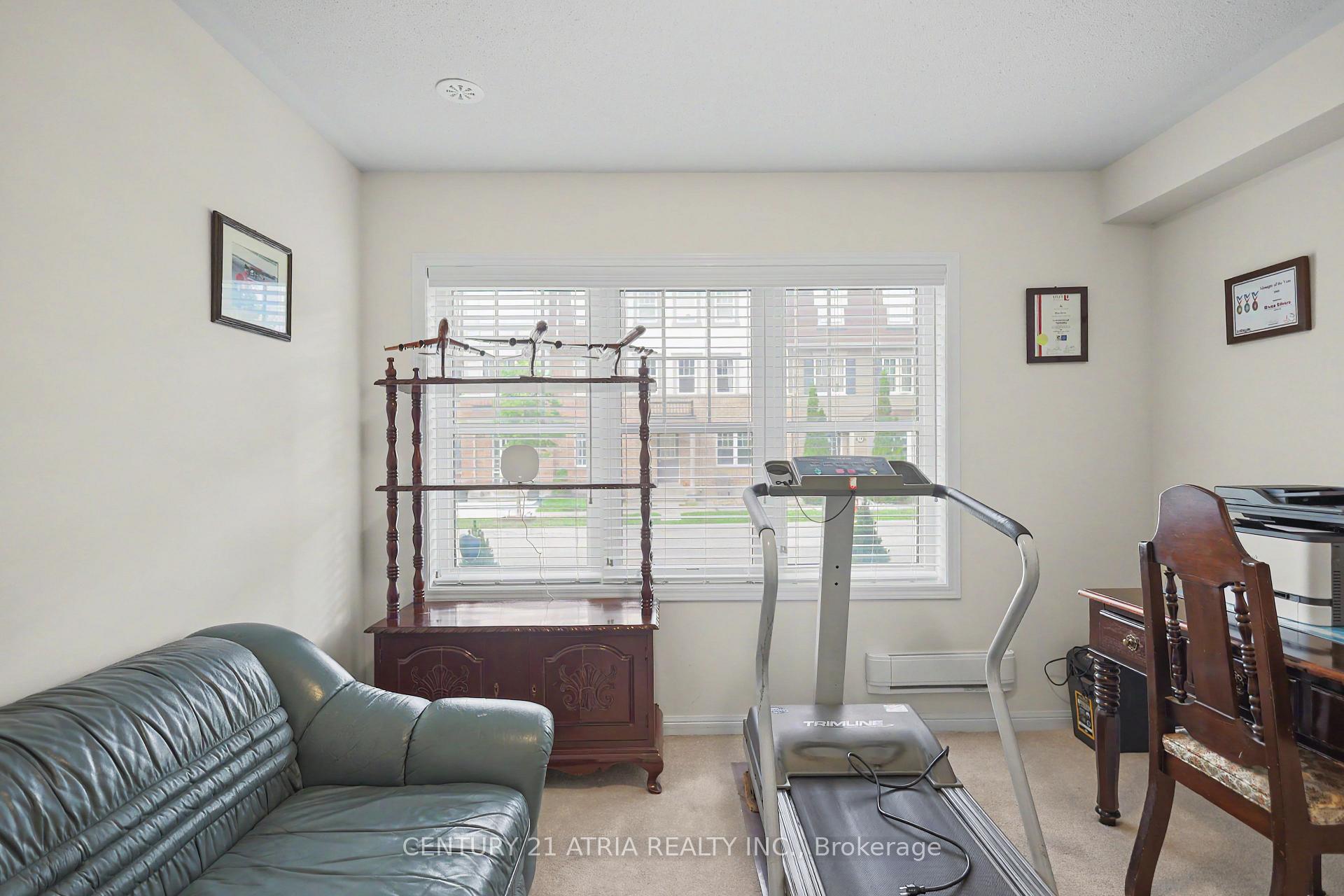 Photo 7 of 17 Crossbill Road, Brampton, Northwest Brampton — HOMEH