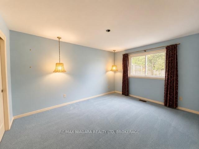 Photo 10 of 2781 Mercury Avenue, Niagara Falls, Stamford — HOMEH