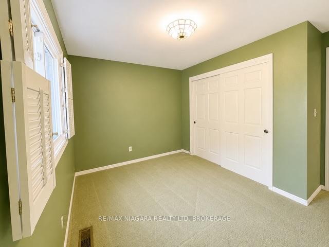 Photo 11 of 2781 Mercury Avenue, Niagara Falls, Stamford — HOMEH
