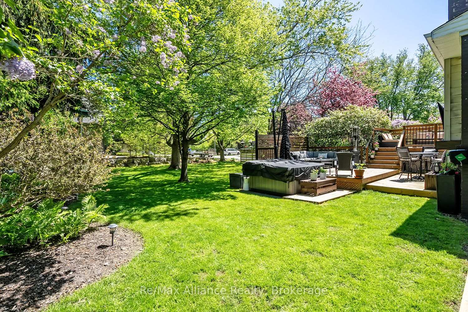 Photo 40 of 183 Westminster Drive, Oakville, Southwest — HOMEH