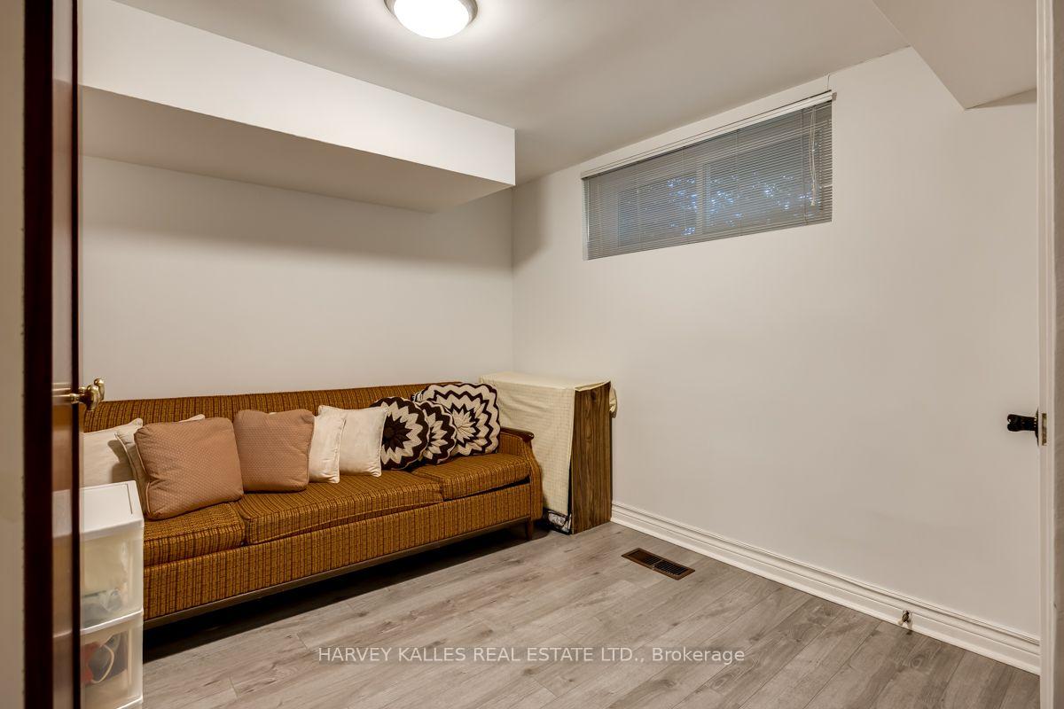 Photo 37 of 30 Coreydale Court, North York, Bathurst Manor — HOMEH