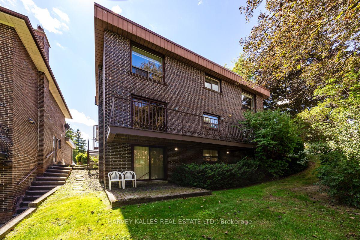 Photo 46 of 30 Coreydale Court, North York, Bathurst Manor — HOMEH