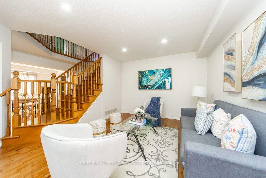 Photo 9 of 64 Milson Crescent, Guelph, Kortright Hills — HOMEH