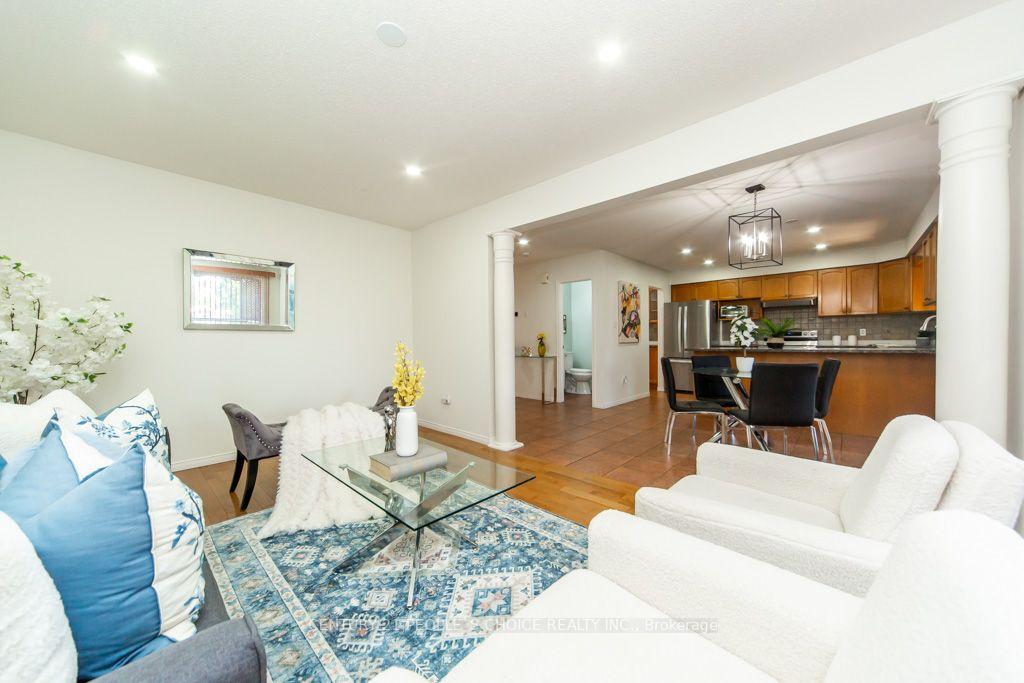 Photo 19 of 64 Milson Crescent, Guelph, Kortright Hills — HOMEH