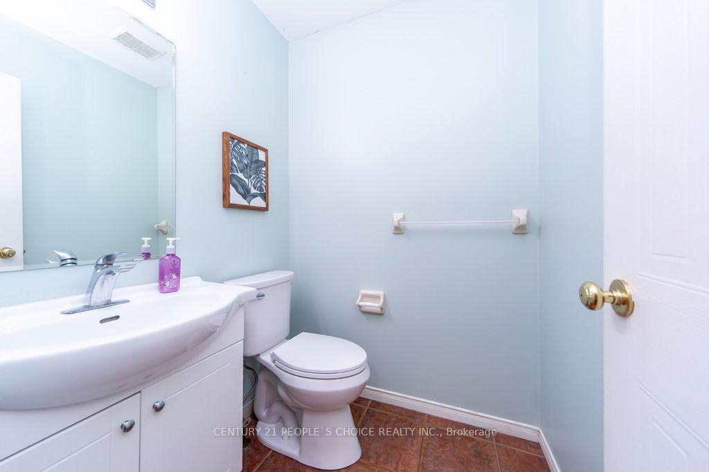 Photo 20 of 64 Milson Crescent, Guelph, Kortright Hills — HOMEH