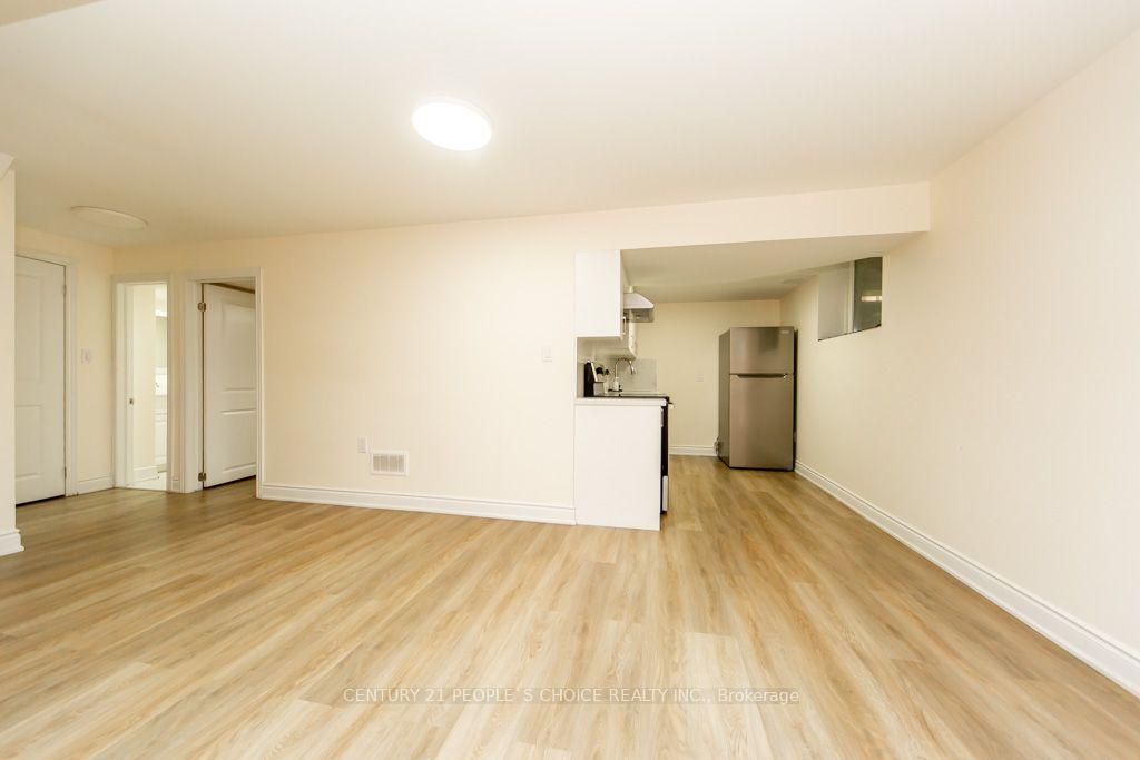 Photo 36 of 64 Milson Crescent, Guelph, Kortright Hills — HOMEH