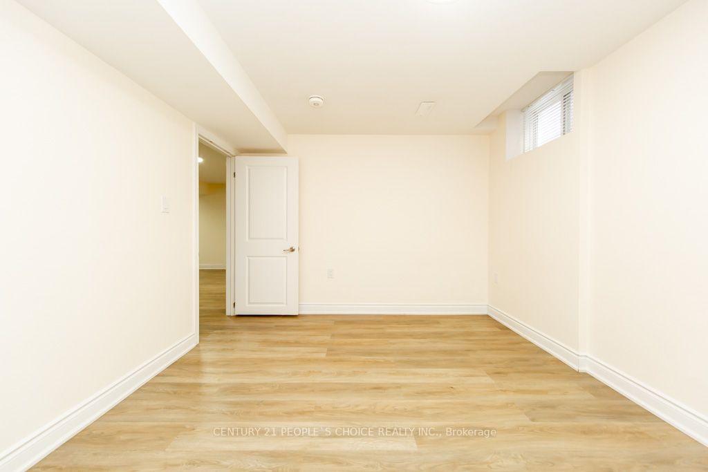 Photo 40 of 64 Milson Crescent, Guelph, Kortright Hills — HOMEH