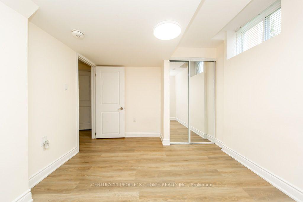 Photo 41 of 64 Milson Crescent, Guelph, Kortright Hills — HOMEH