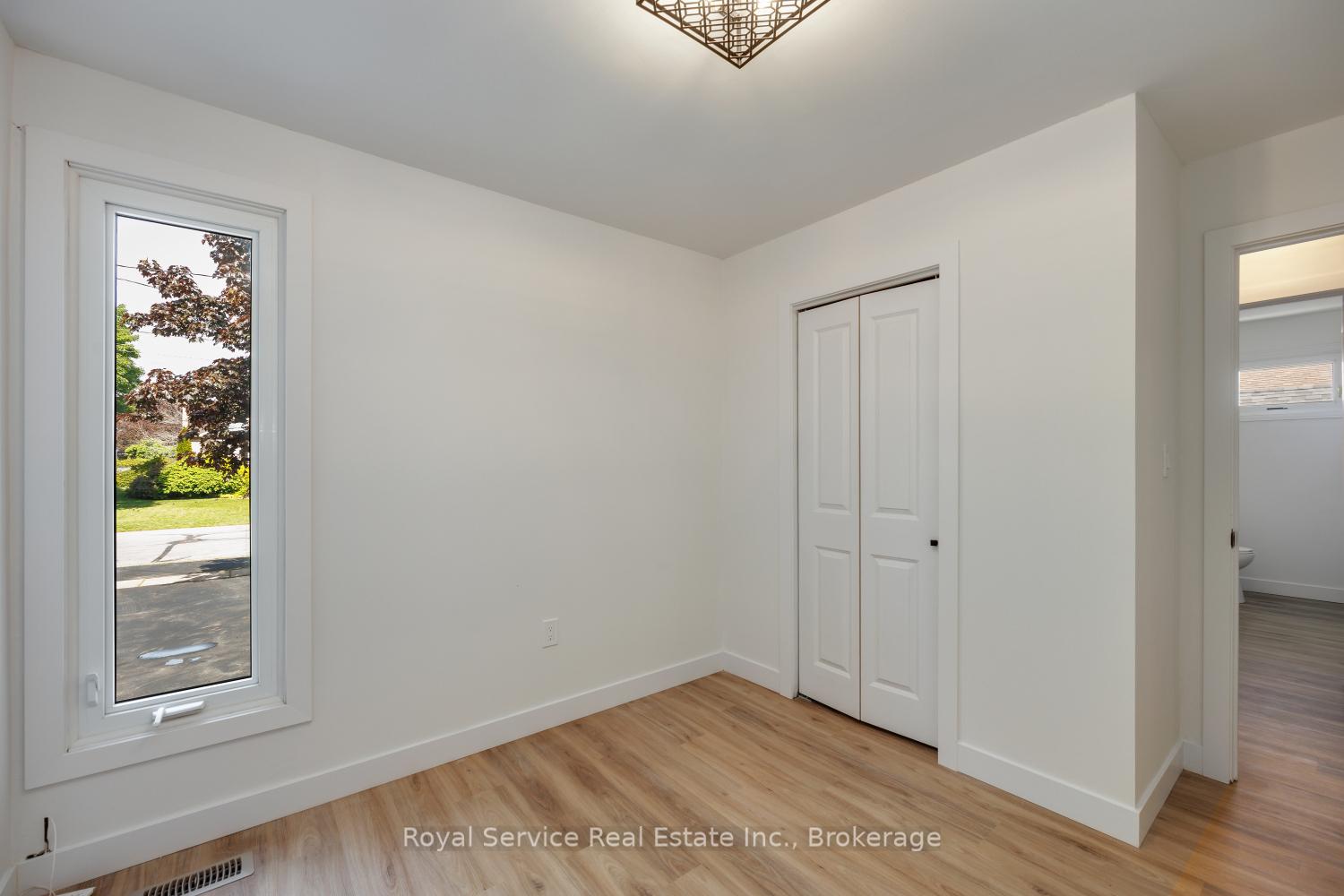 Photo 28 of 567 Daintry Crescent, Cobourg — HOMEH