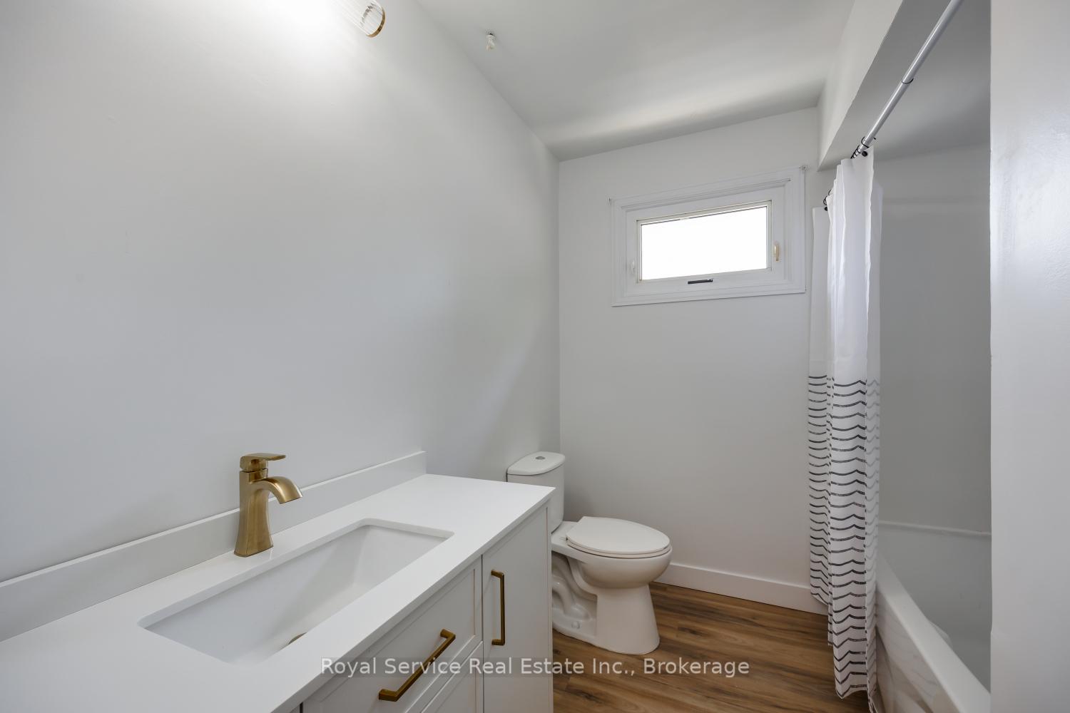 Photo 30 of 567 Daintry Crescent, Cobourg — HOMEH
