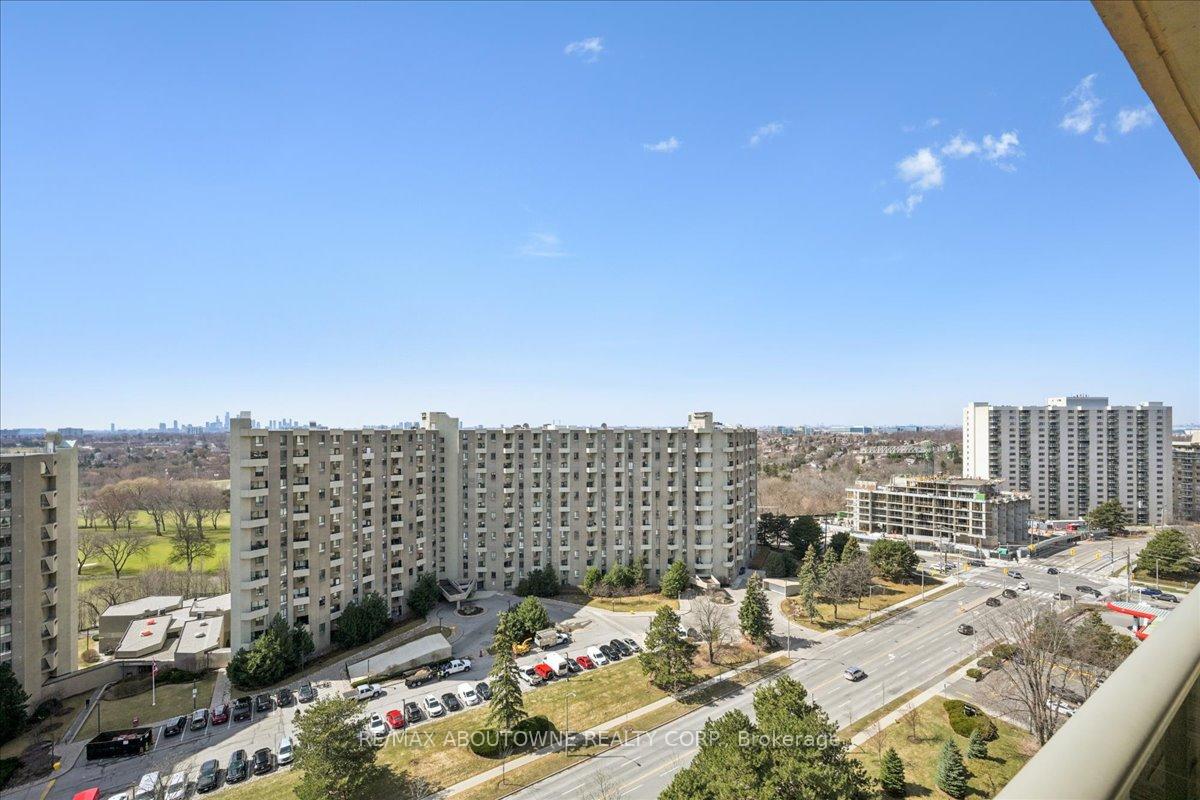 Photo 32 of Unit 1801, 299 Mill Road, Etobicoke, Markland Wood — HOMEH