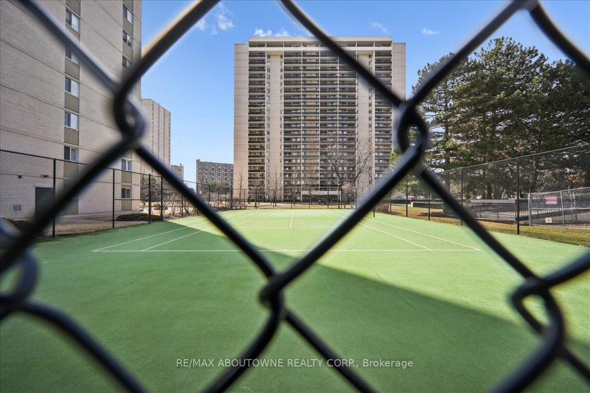 Photo 36 of Unit 1801, 299 Mill Road, Etobicoke, Markland Wood — HOMEH
