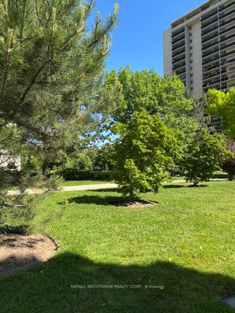 Photo 46 of Unit 1801, 299 Mill Road, Etobicoke, Markland Wood — HOMEH