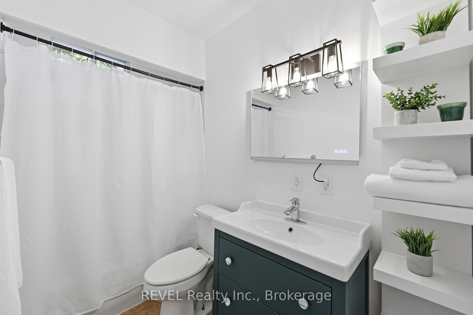 Photo 20 of 128 Robert Street, Hamilton, Beasley — HOMEH
