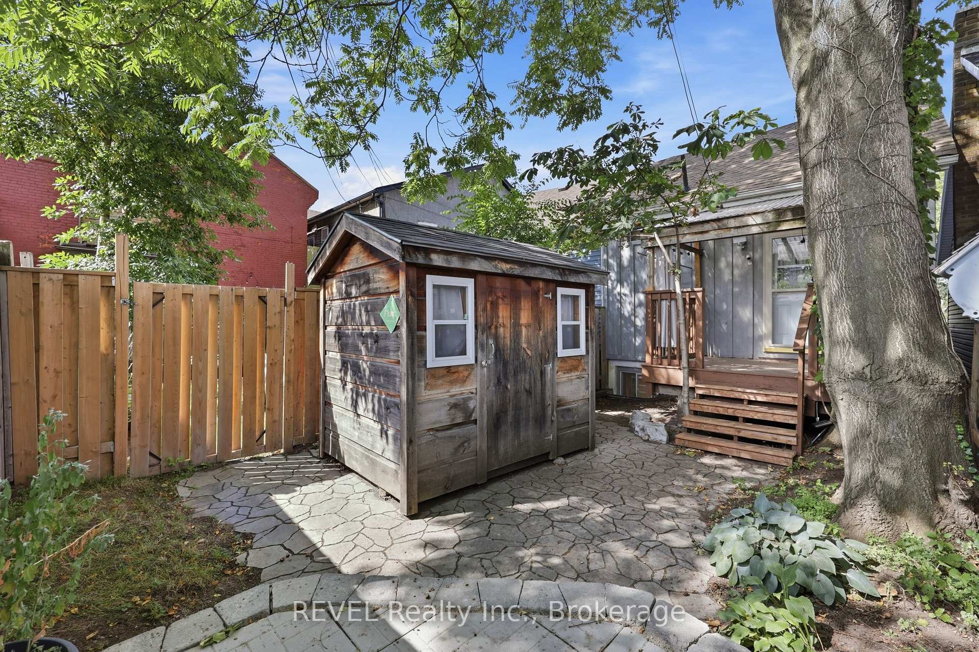 Photo 27 of 128 Robert Street, Hamilton, Beasley — HOMEH