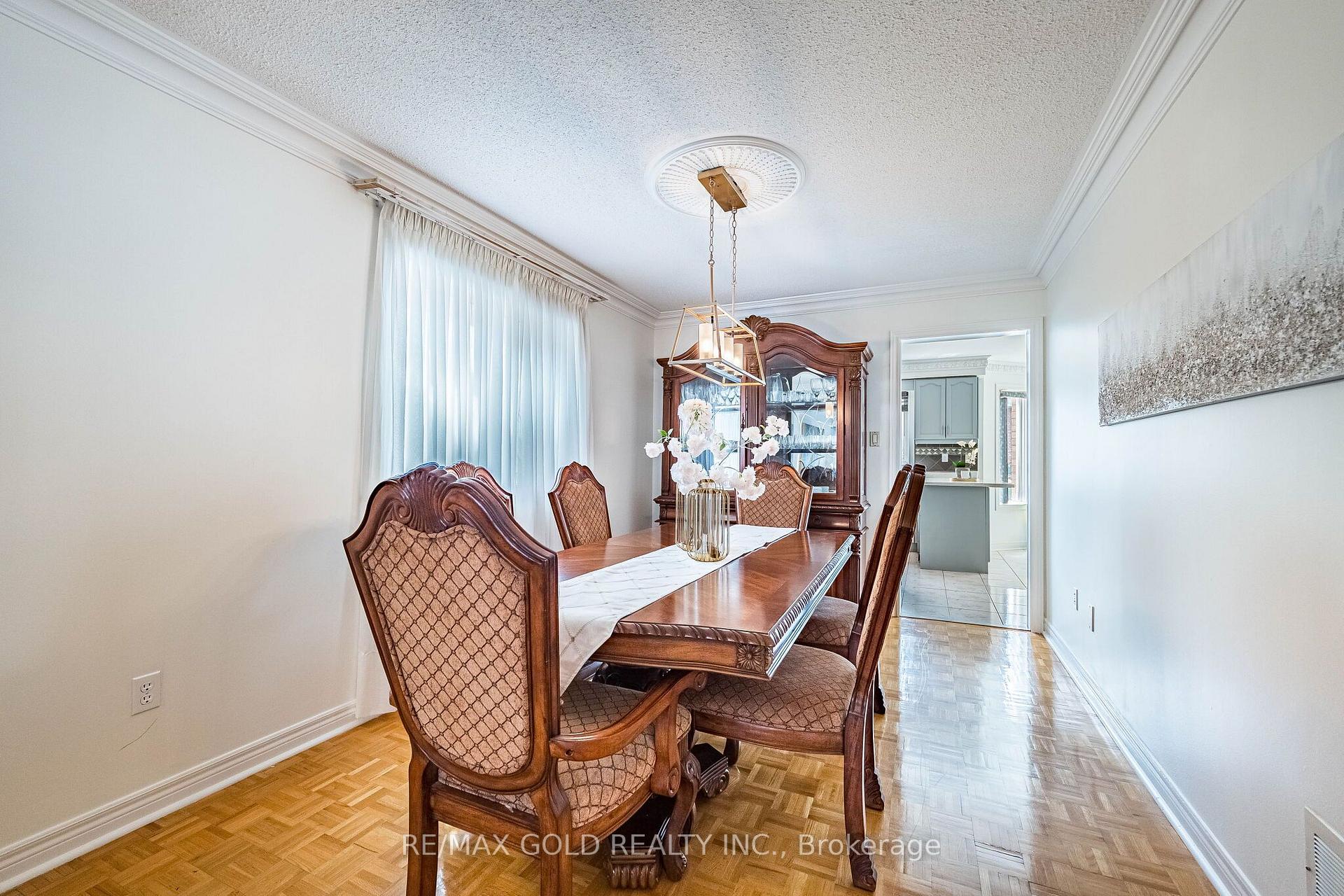 Photo 9 of 58 Springtown Trail, Brampton, Sandringham-Wellington — HOMEH