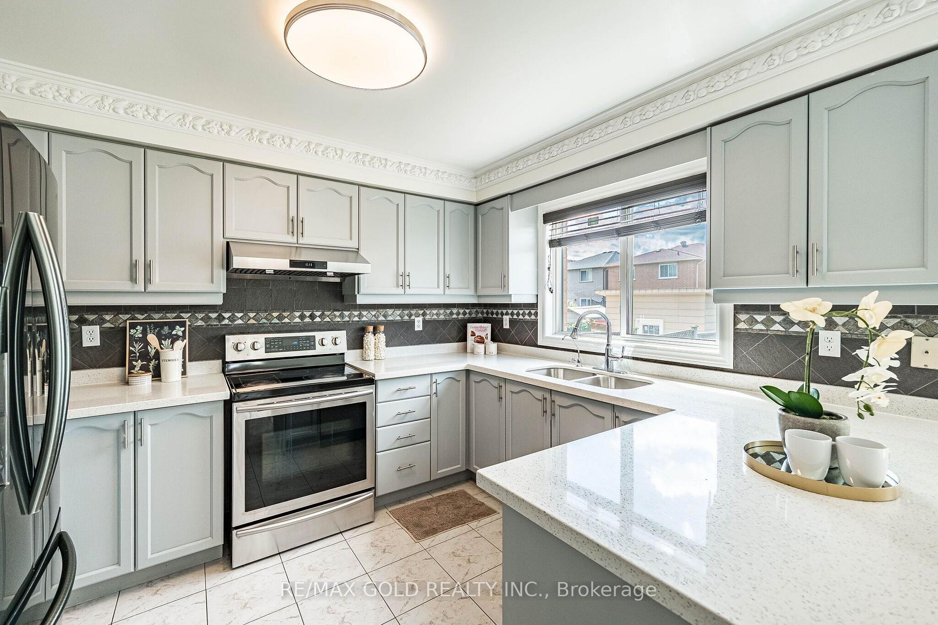 Photo 15 of 58 Springtown Trail, Brampton, Sandringham-Wellington — HOMEH