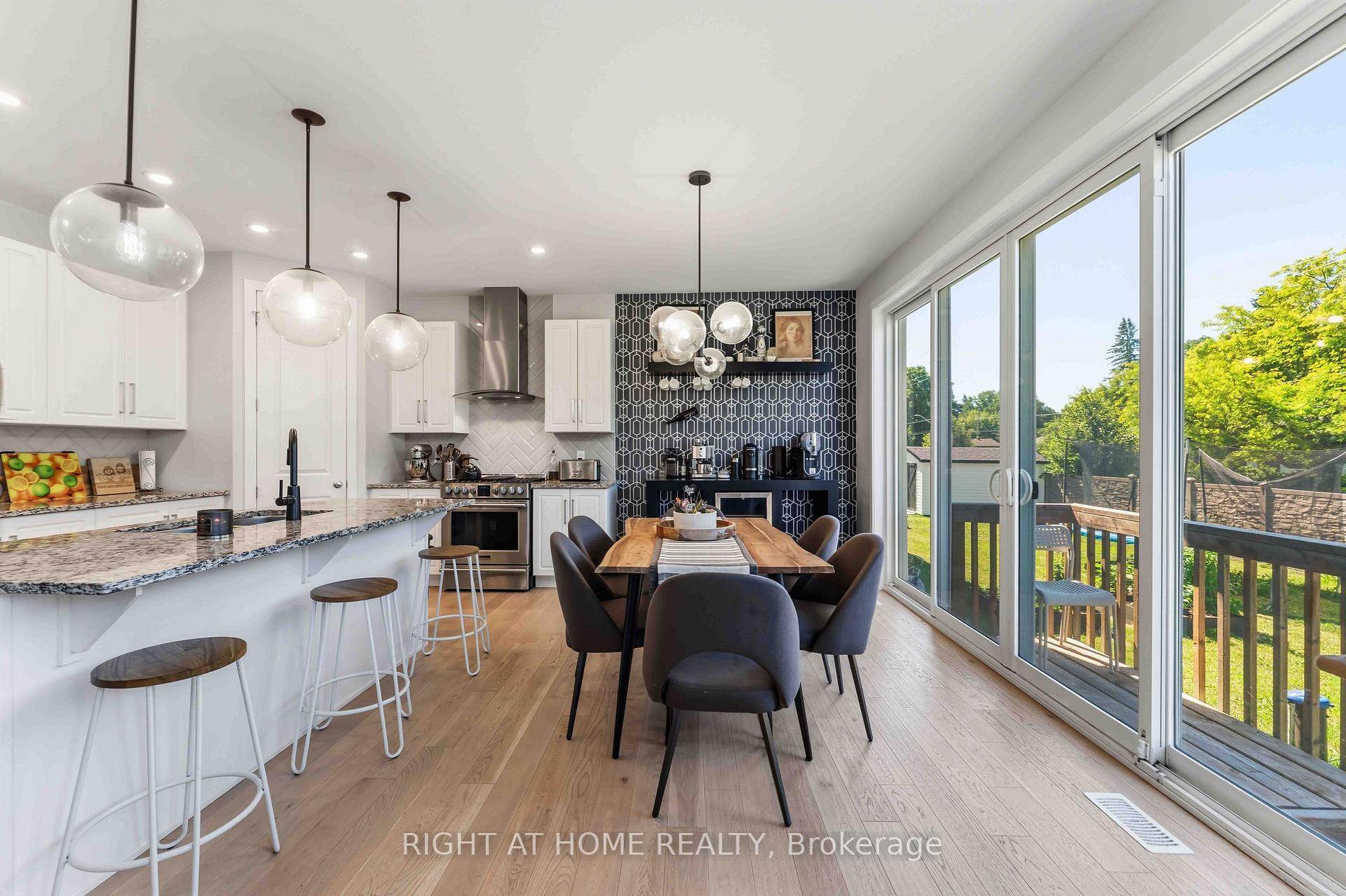 Photo 11 of 730 Kirkham Crescent, Ottawa, Btwn Franktown Rd. & Fallowfield Rd. — HOMEH