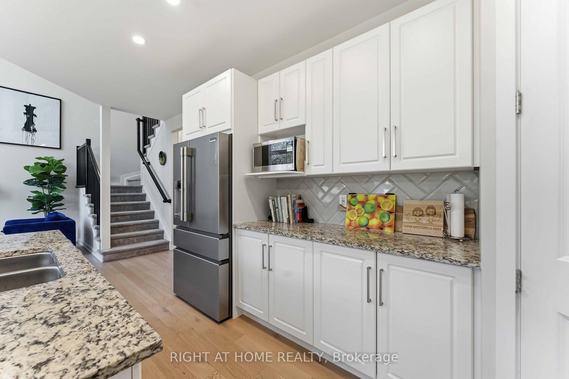 Photo 18 of 730 Kirkham Crescent, Ottawa, Btwn Franktown Rd. & Fallowfield Rd. — HOMEH