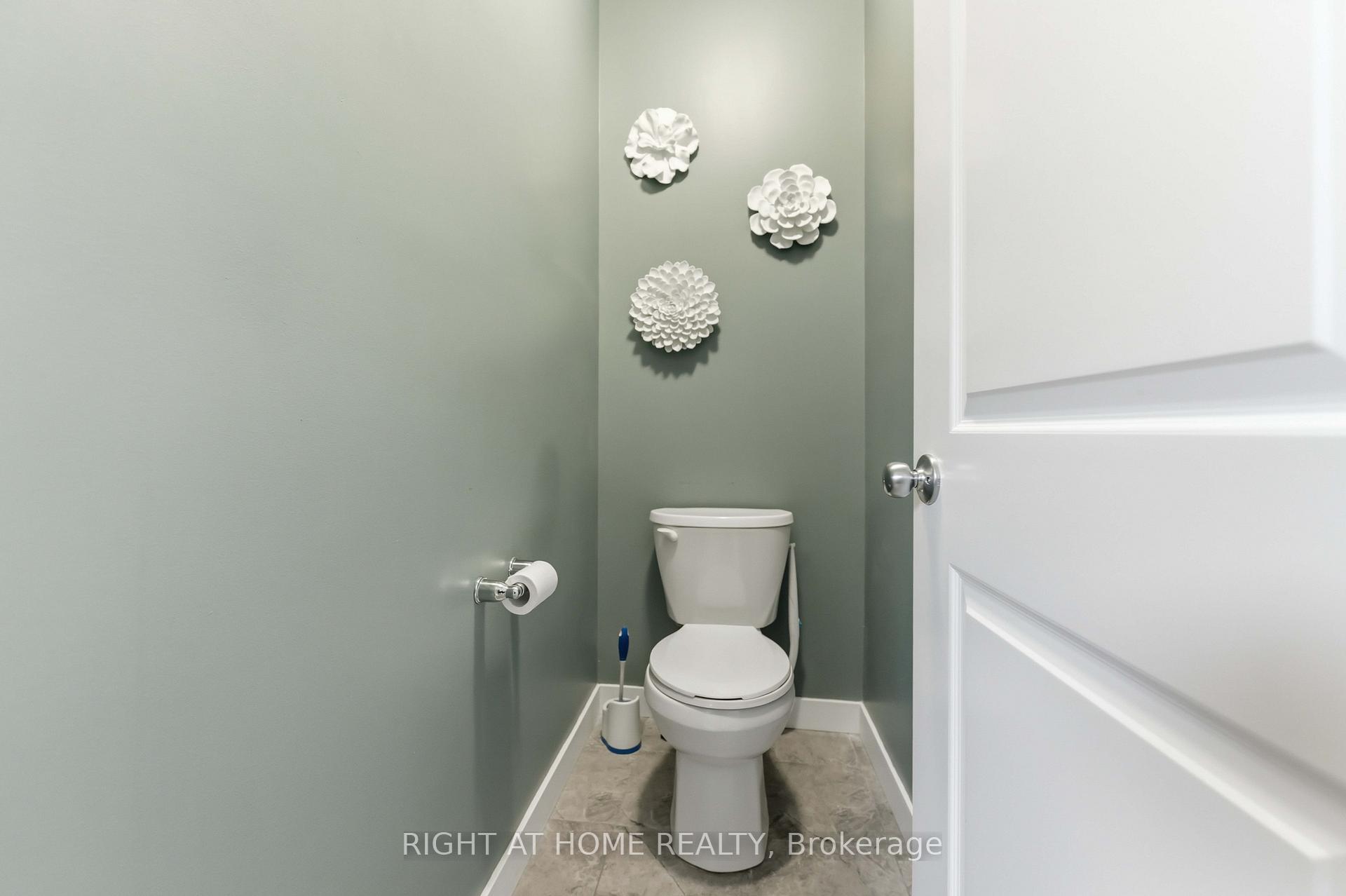Photo 27 of 730 Kirkham Crescent, Ottawa, Btwn Franktown Rd. & Fallowfield Rd. — HOMEH