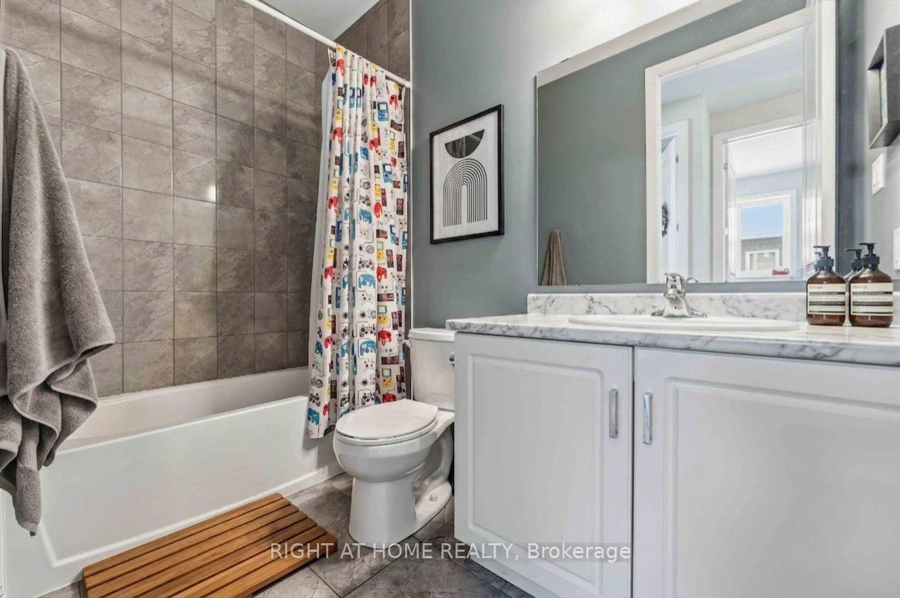 Photo 33 of 730 Kirkham Crescent, Ottawa, Btwn Franktown Rd. & Fallowfield Rd. — HOMEH