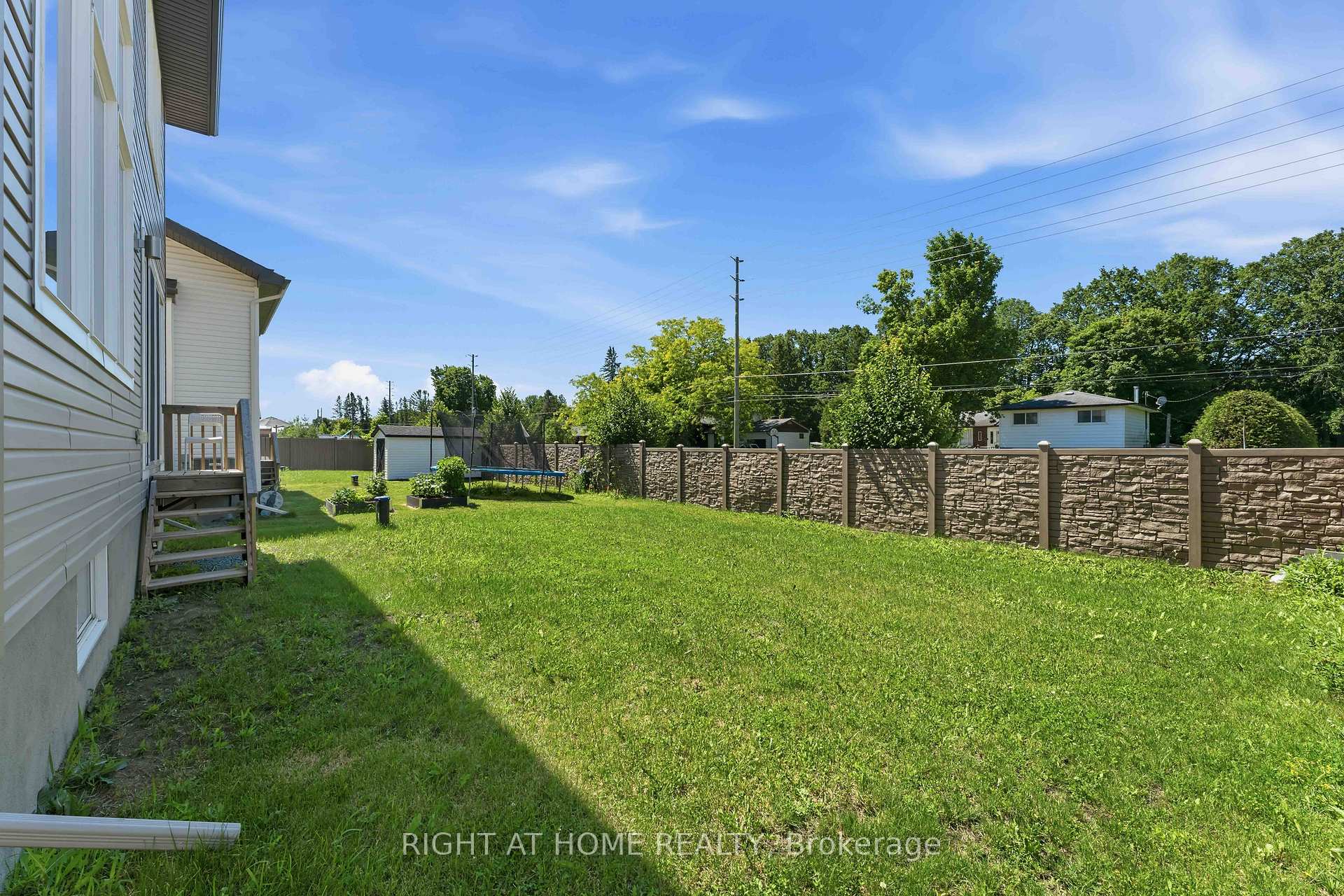Photo 38 of 730 Kirkham Crescent, Ottawa, Btwn Franktown Rd. & Fallowfield Rd. — HOMEH