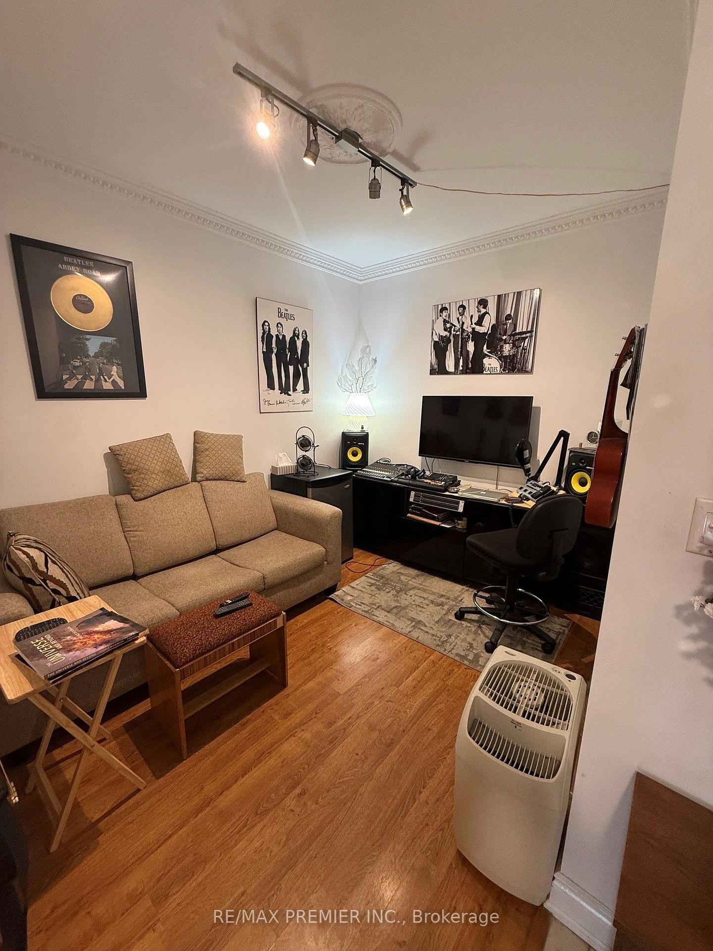 Photo 11 of Unit 102, 9901 Keele Street, Vaughan, Maple — HOMEH