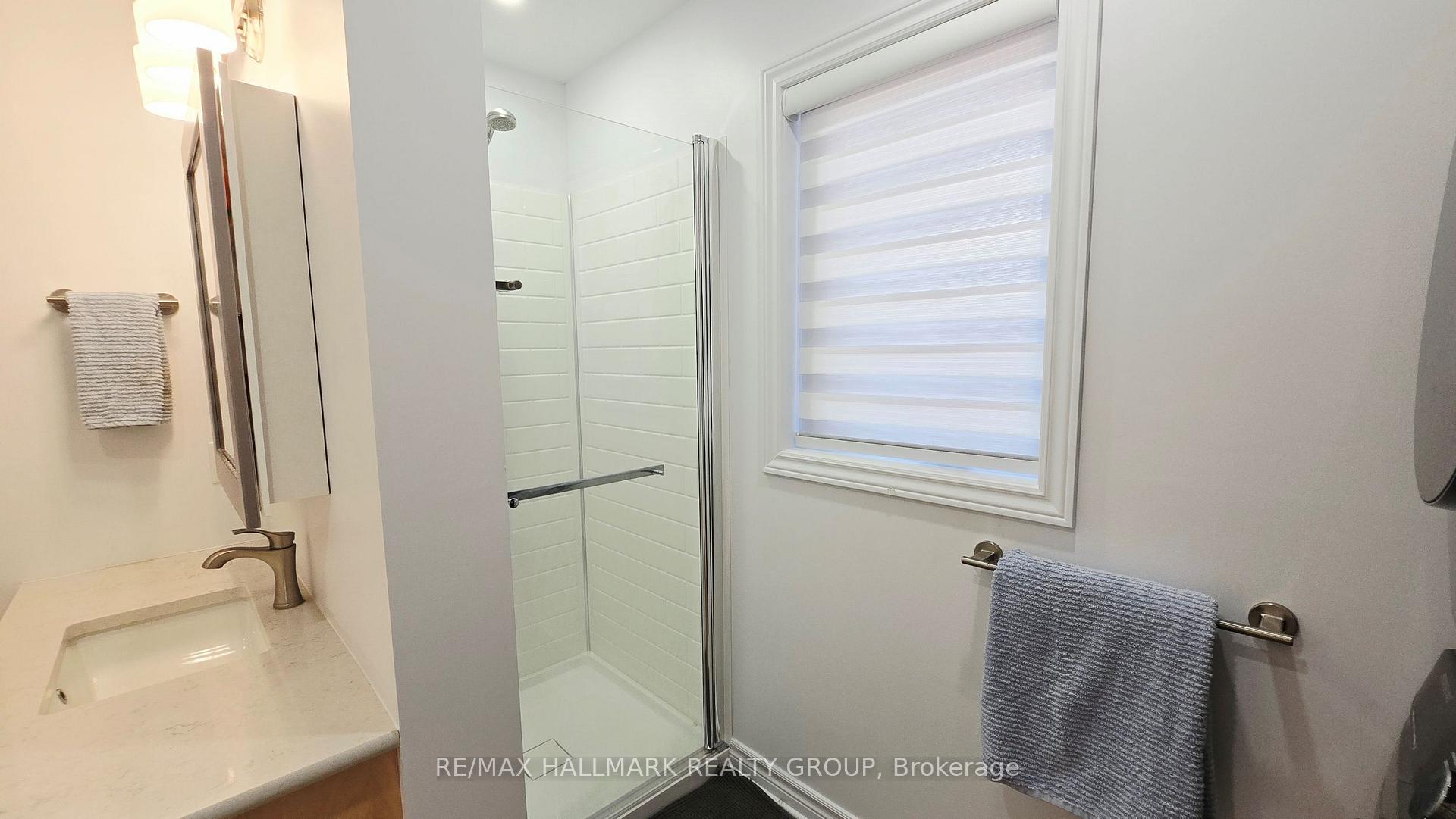 Photo 18 of 221 Castlefrank Road, Ottawa, Kanata - Glencairn/Hazeldean — HOMEH