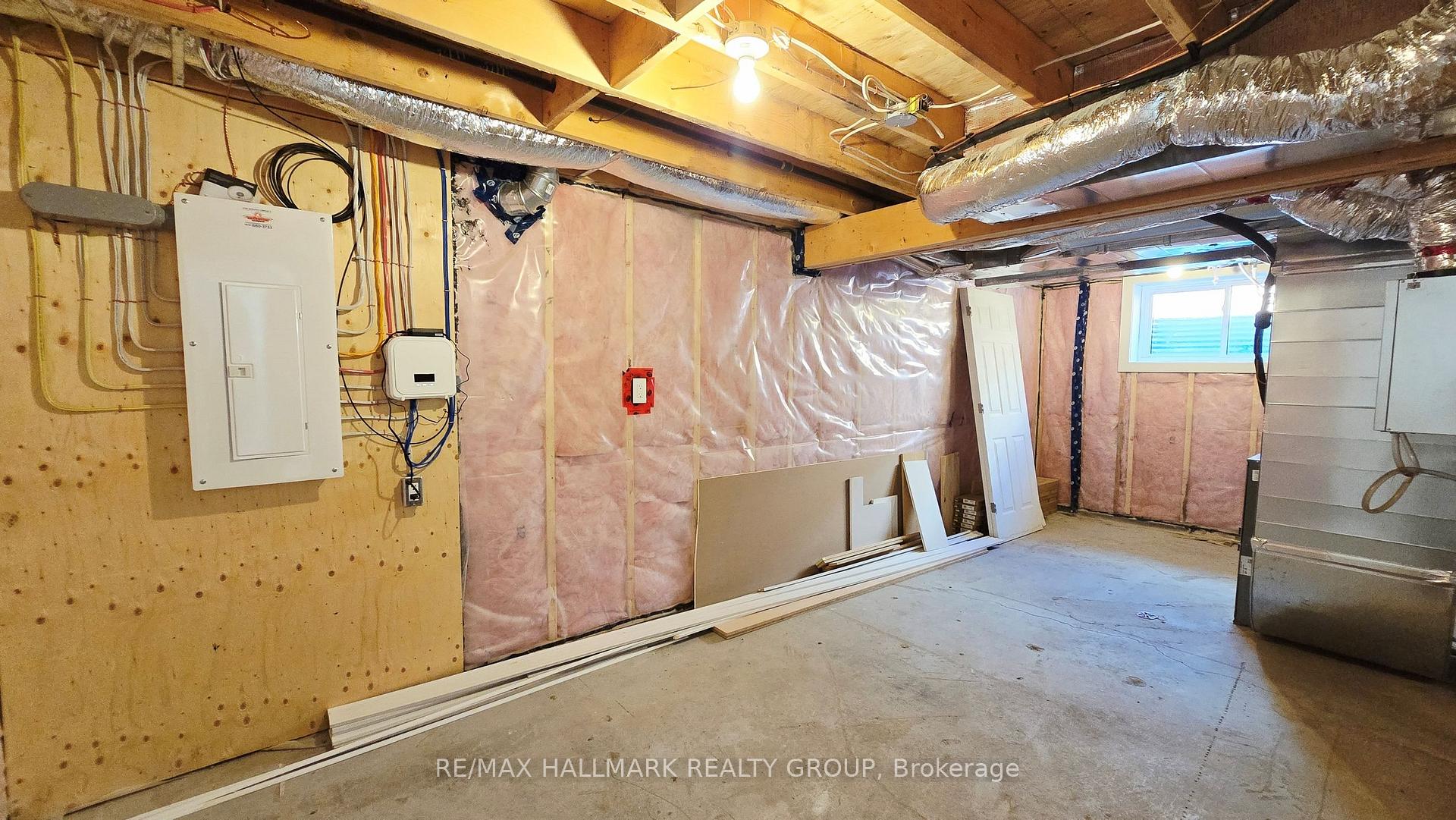 Photo 28 of 221 Castlefrank Road, Ottawa, Kanata - Glencairn/Hazeldean — HOMEH