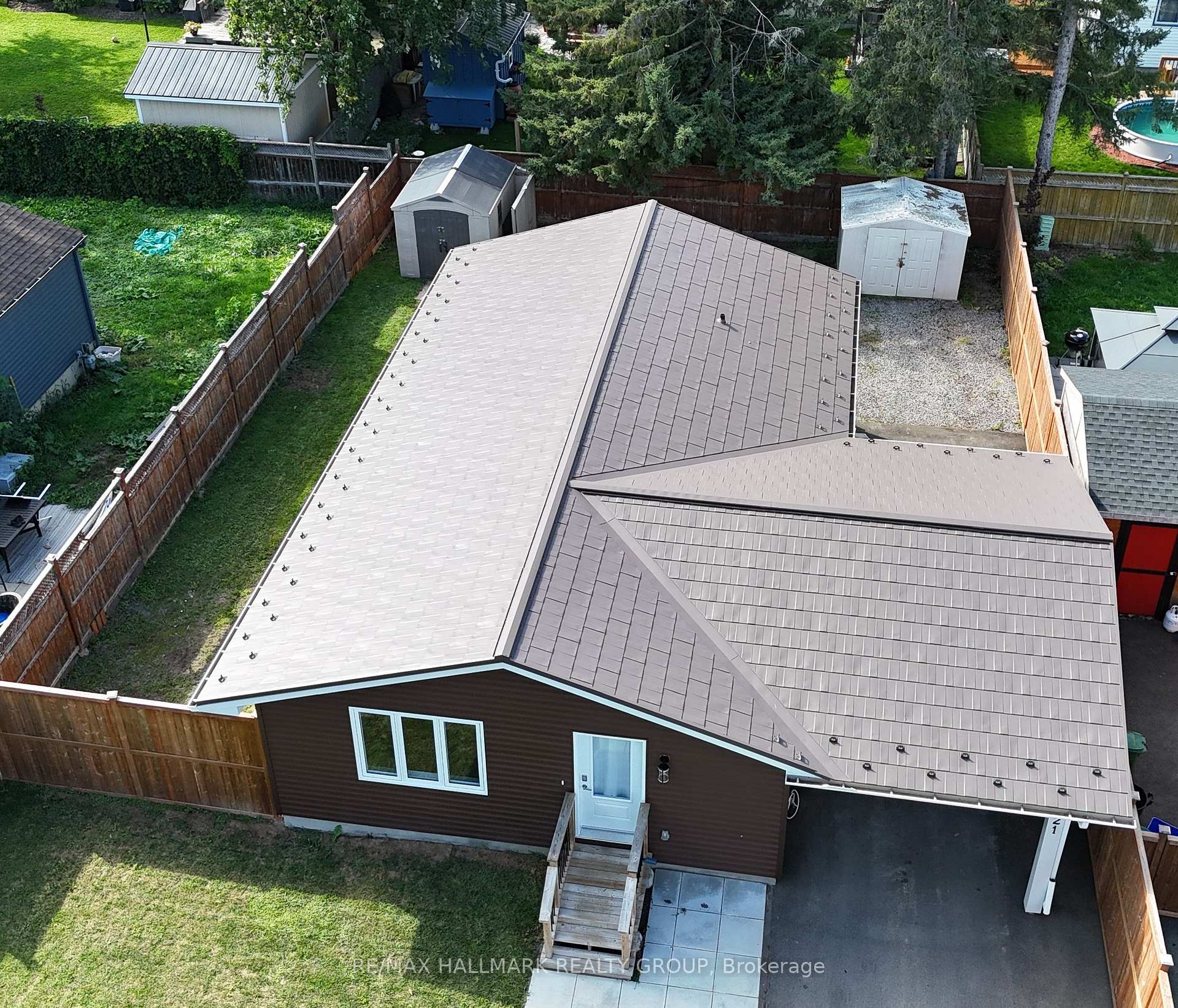 Photo 40 of 221 Castlefrank Road, Ottawa, Kanata - Glencairn/Hazeldean — HOMEH