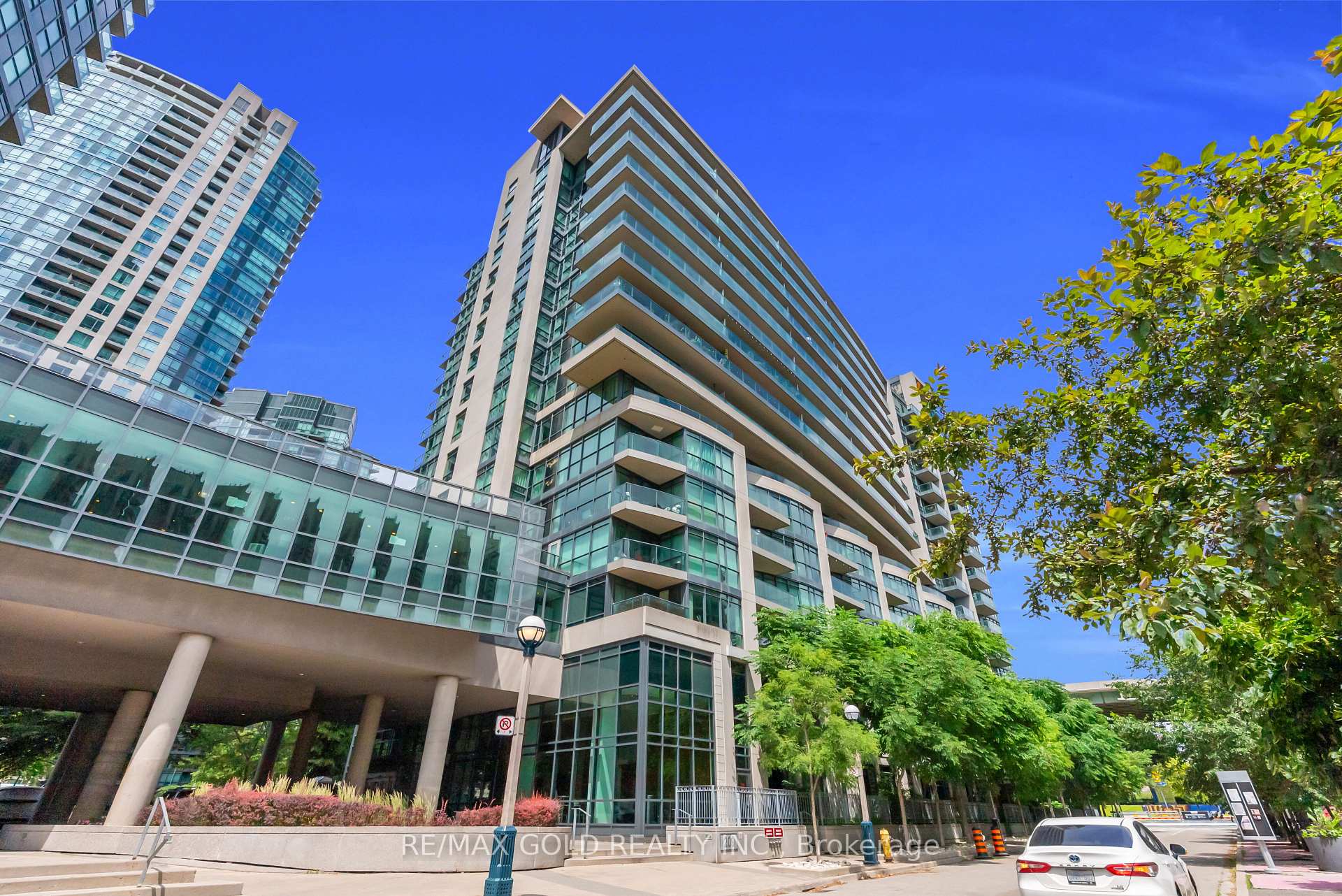 Front of Unit 1357, 209 Fort York Boulevard