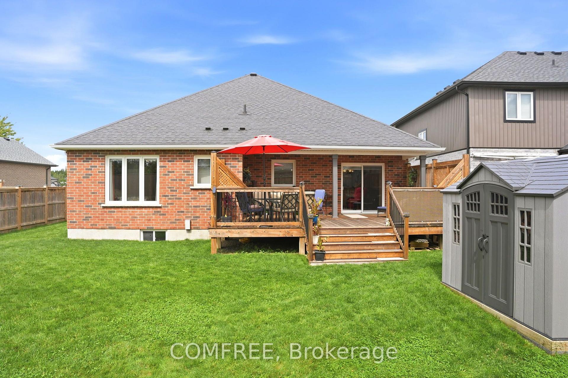 Photo 2 of 145 Spencer Avenue, Lucan Biddulph, Lucan — HOMEH