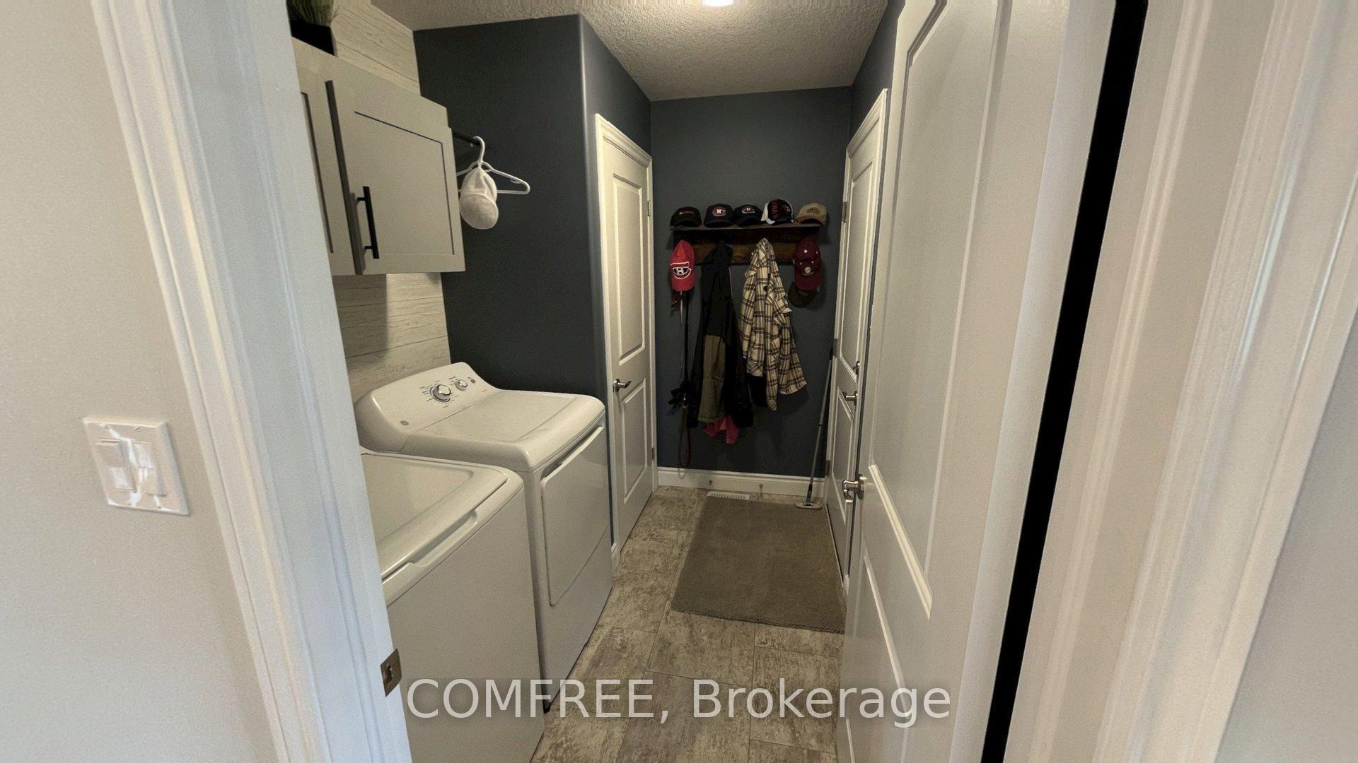 Photo 9 of 145 Spencer Avenue, Lucan Biddulph, Lucan — HOMEH