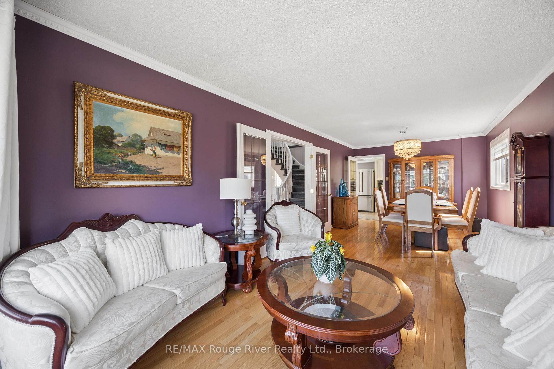 Photo 9 of 263 Glen Hill Drive, Whitby, Blue Grass Meadows — HOMEH