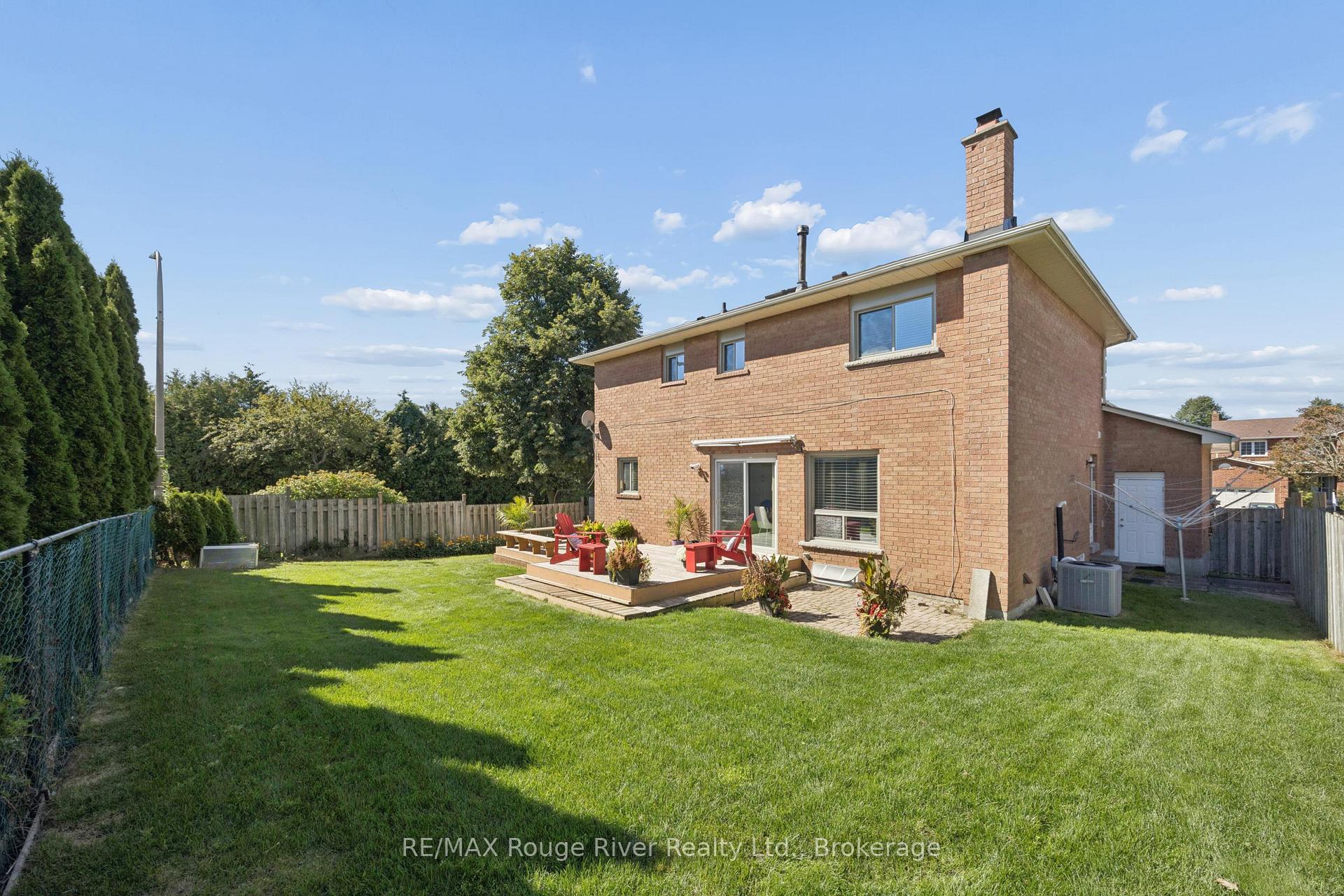 Photo 36 of 263 Glen Hill Drive, Whitby, Blue Grass Meadows — HOMEH