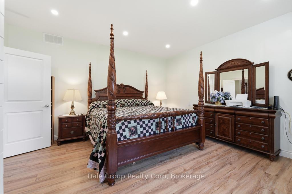 Photo 17 of 38824 Vienna Street, Bluewater, Stanley — HOMEH